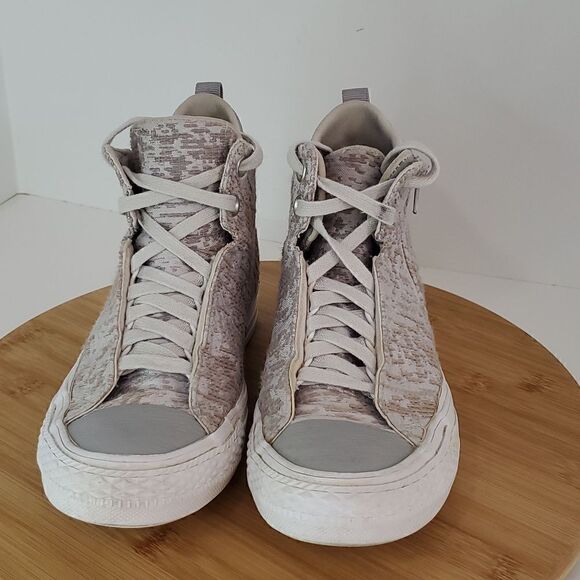 Converse Chuck Taylor Selena Mid Rise 553356C Womens Sz 6 Winter Knit w/Lunarlon - Picture 3 of 9